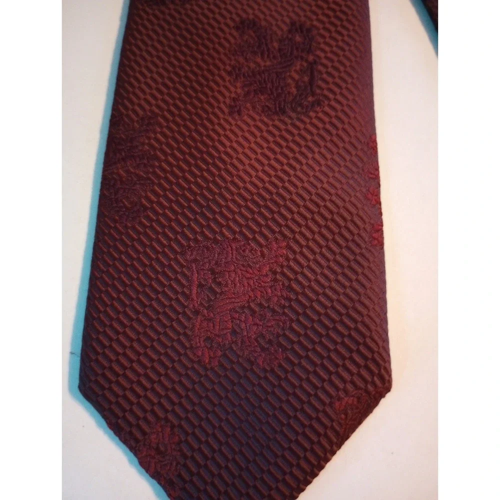 Towncraft Men's Burgundy 100%‎ Polyester Vintage Neck Tie